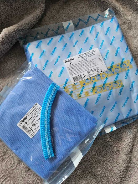 набір у пологовий №10, халат для чоловіка + шапочка