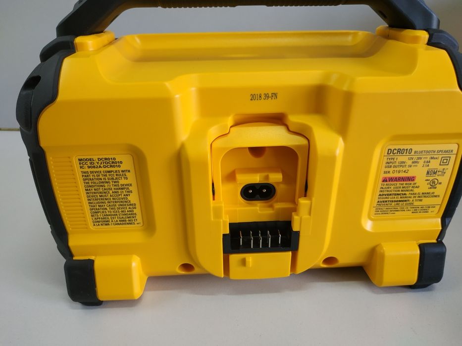 DeWalt DCR010 Bluetooth speaker колонка Оригінал США