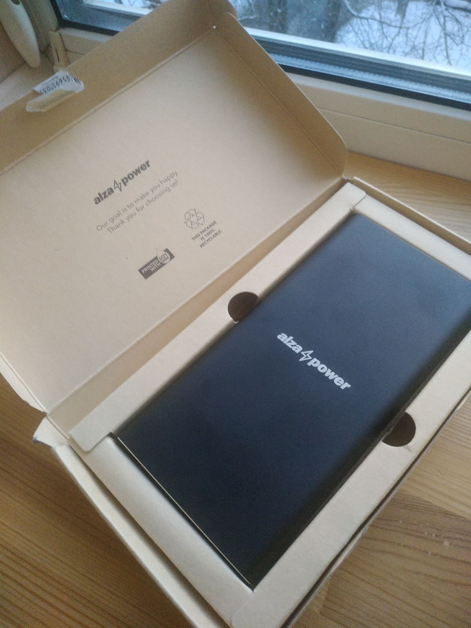 Power bank AlzaPowerl 40000mAh для ноутбука+переходник