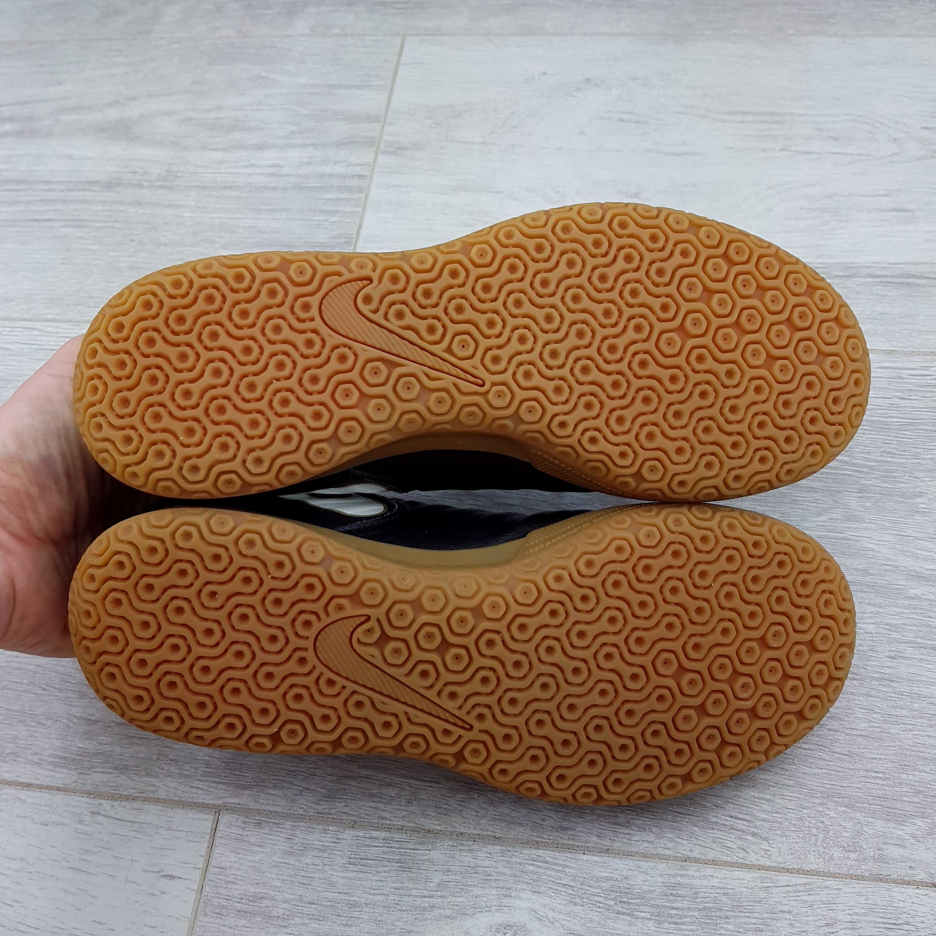Nike Tiempo x дитячі футзалки р. 34
