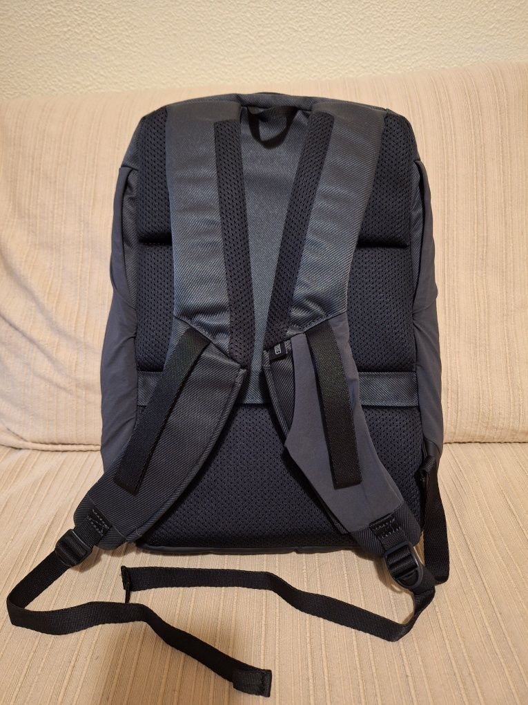 Muchila de caminhada Quechua 16L, NH Escape 500