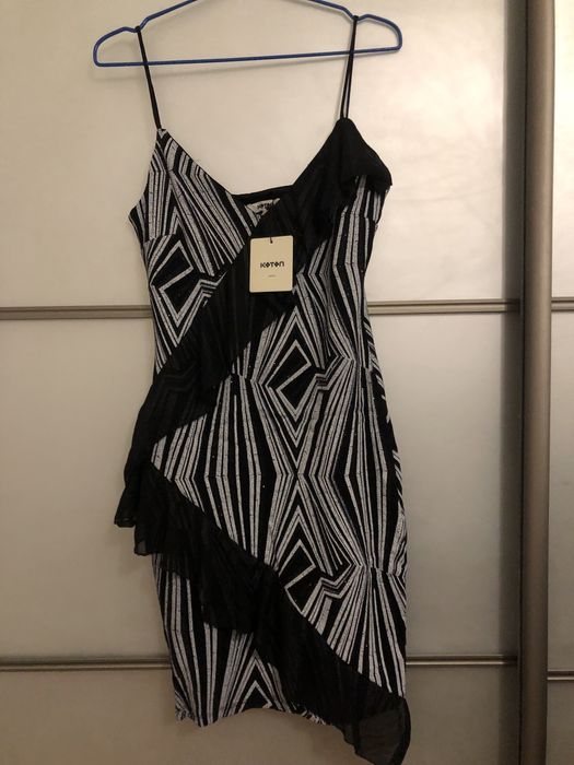 Вишукані жіночі сукні відомого турецького бренду KOTOH