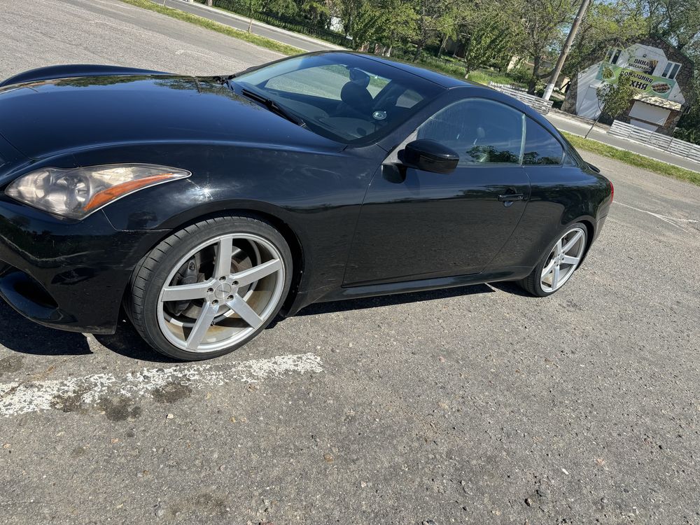 Продам Infiniti G37