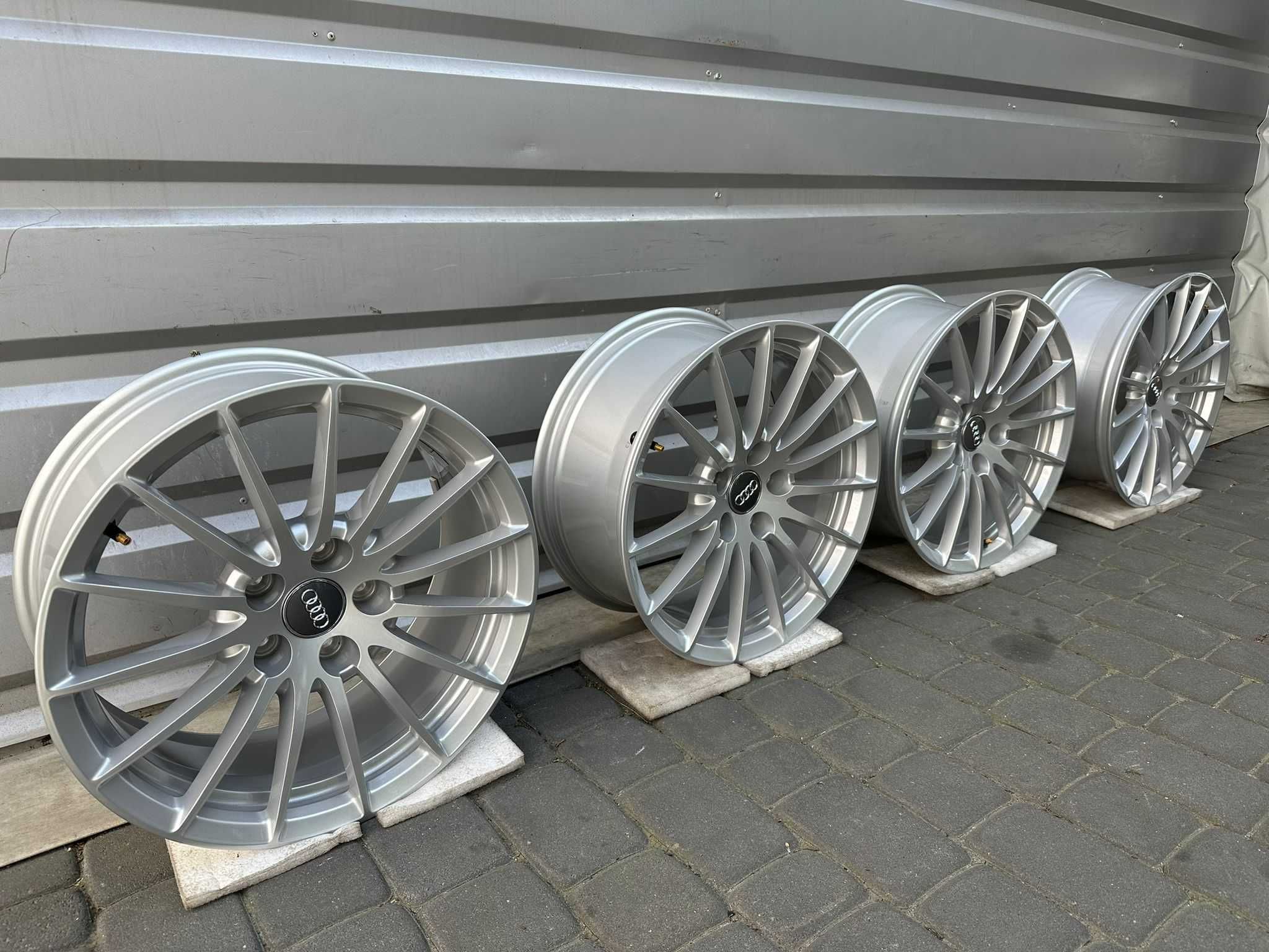 FABRYCZNIE NOWE Oryginalne Felgi Audi 17" A4 A5 A6 A7 A8 Q3 Q5