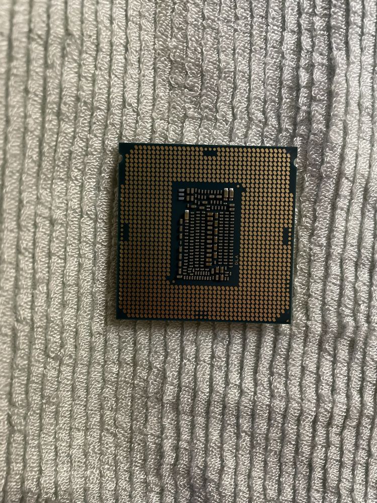 Процесор Intel Core i7-9700k 8 ядер