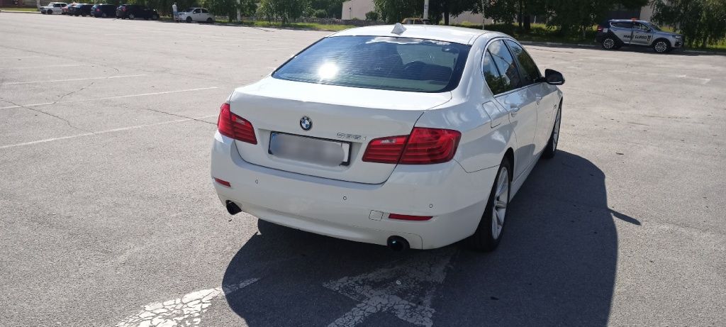 BMW 535i f10 2013 рестайл lci