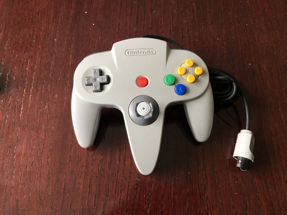 Konsola Nintendo 64 + akcesoria