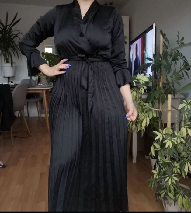 satynowa sukienka midi plisowana kopertowa 46 3 xl 44 xxl