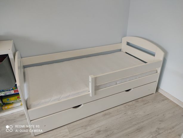 Łóżko drewniane białe dziecięce