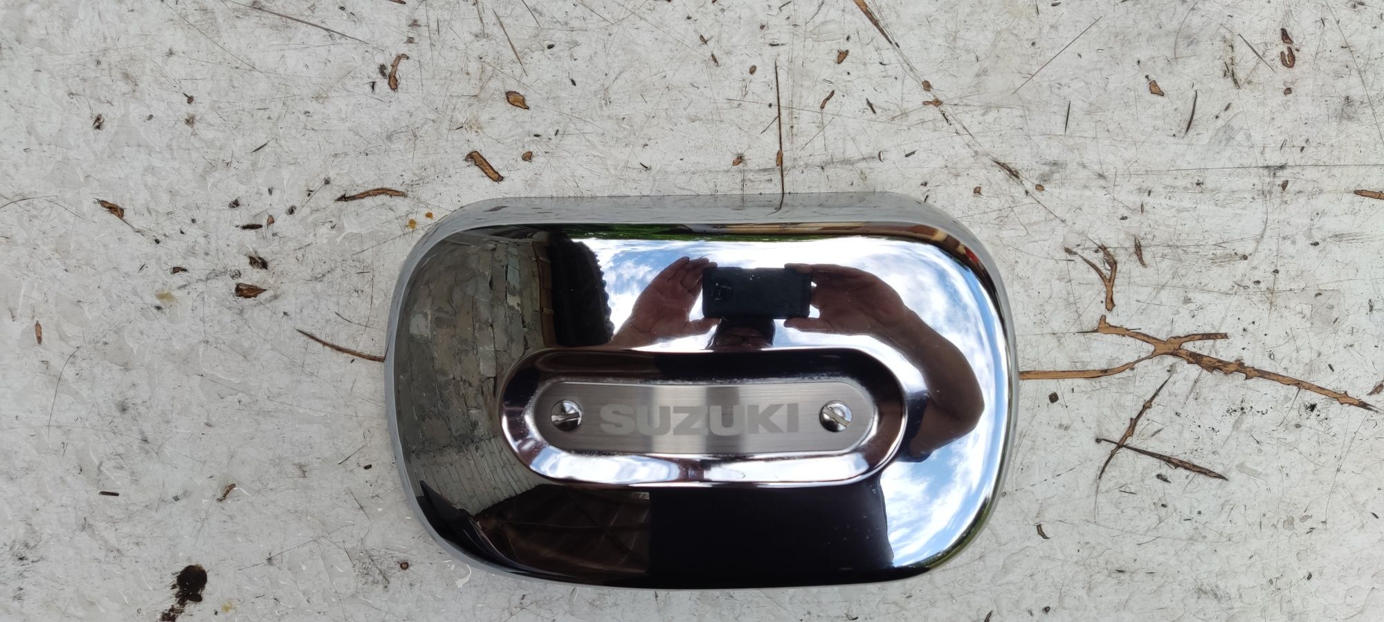 Suzuki vz 800 maruder osłona dekiel puszka 98