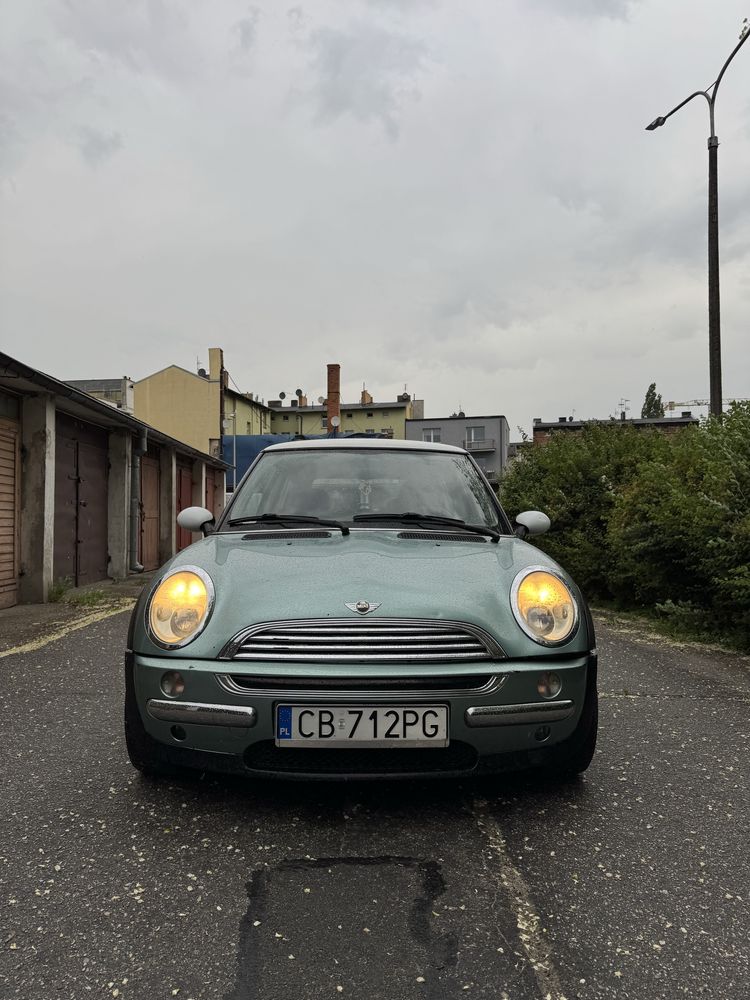 Mini one 1.6 benzyna 2002 rok