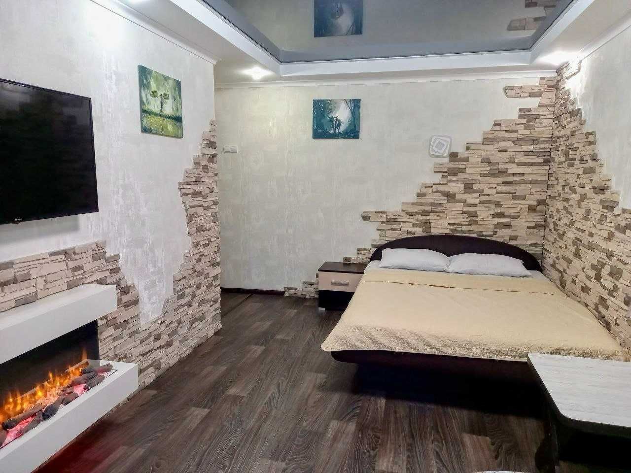 Посуточно;2х ком кв  Люкс Центр, Отчётные док, Парковка