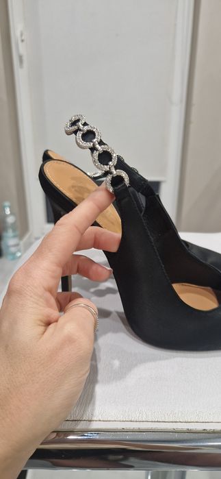 Szpilki KAZAR rozm 38