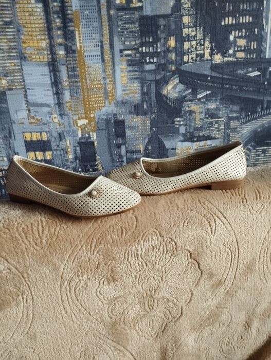 Продам балетки  37 размер