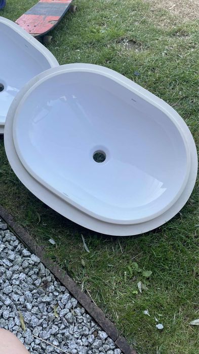 Umywalka podblatowa kolo 55x40 variform