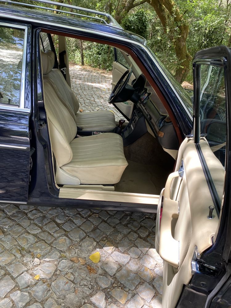 Mercedes Benz (W123) 300 Td Certificada pelo ACP