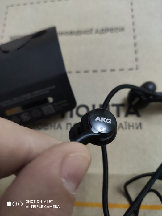 Новая ориг гарнитура akg samsung