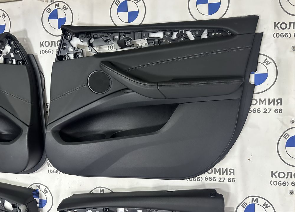 BMW X3 G01 дверна карта бмв х3 г01 обшивка дверна Розборка