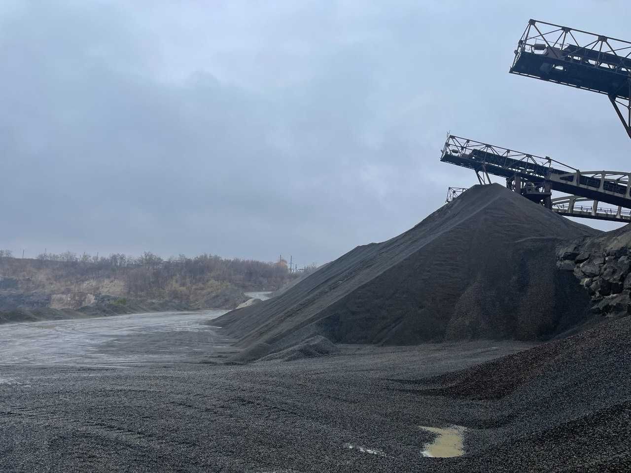 Щебінь з кар’єру оптом, вагонами та машинами, швидке відвантаження