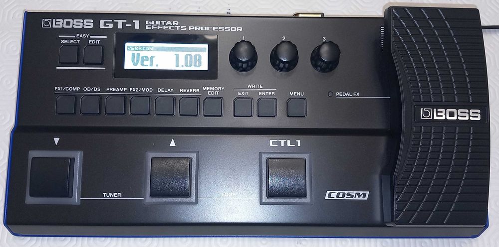 BOSS GT-1 pedaleira multi-efeitos (como nova)