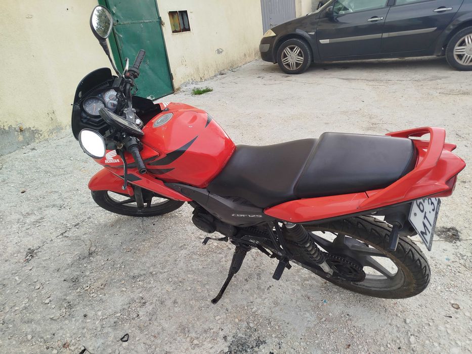 CBF 125 funcionando perfeitamente