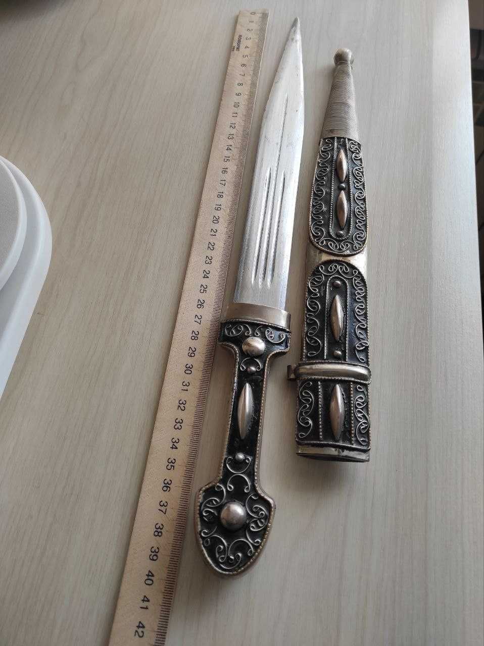 Кавказский кинжал сувенир