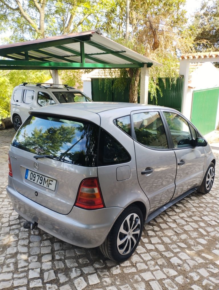 Mercedes A140 caixa automática