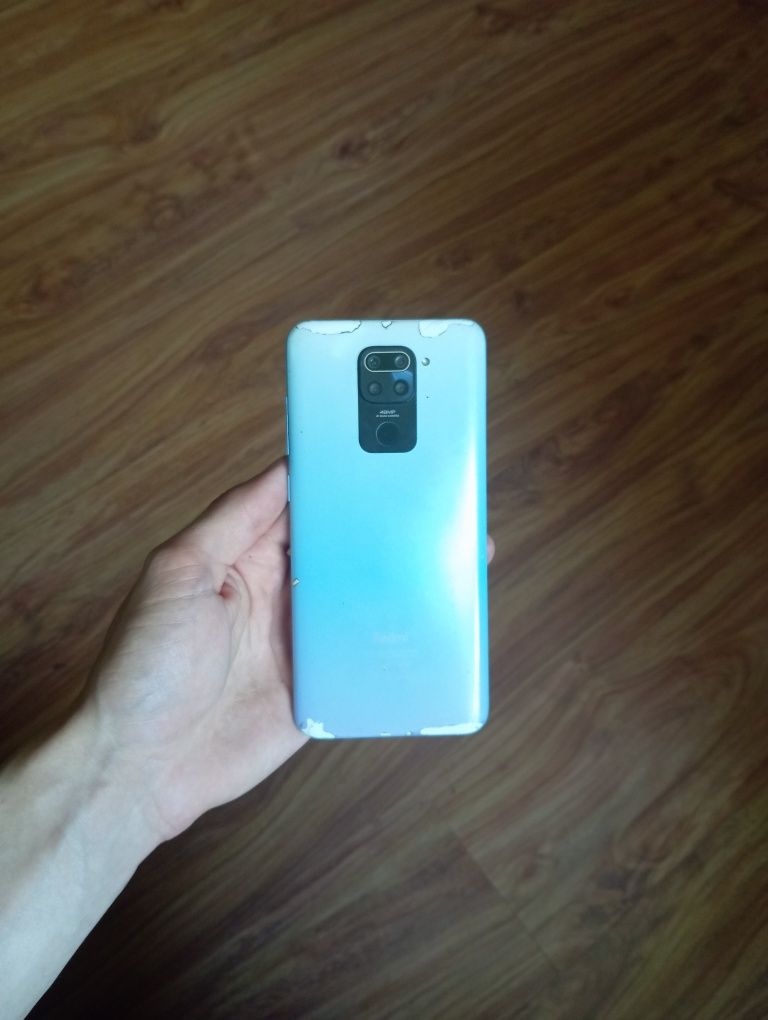 Телефон Redmi note 9