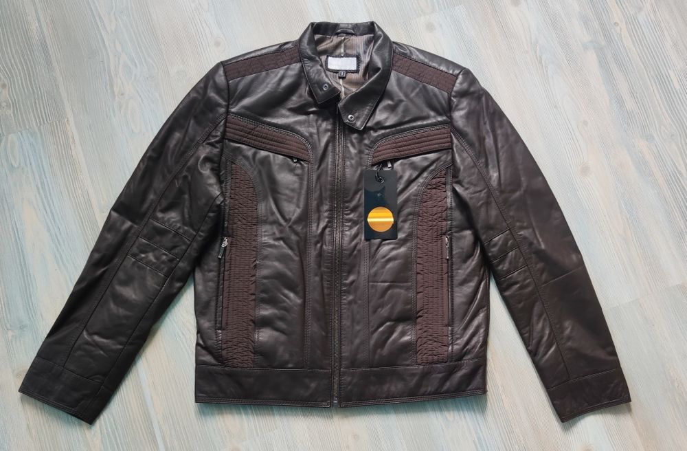 Чоловіча шкіряна демісезонна куртка, розмір S