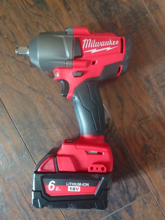 Klucz udarowy Milwaukee M18