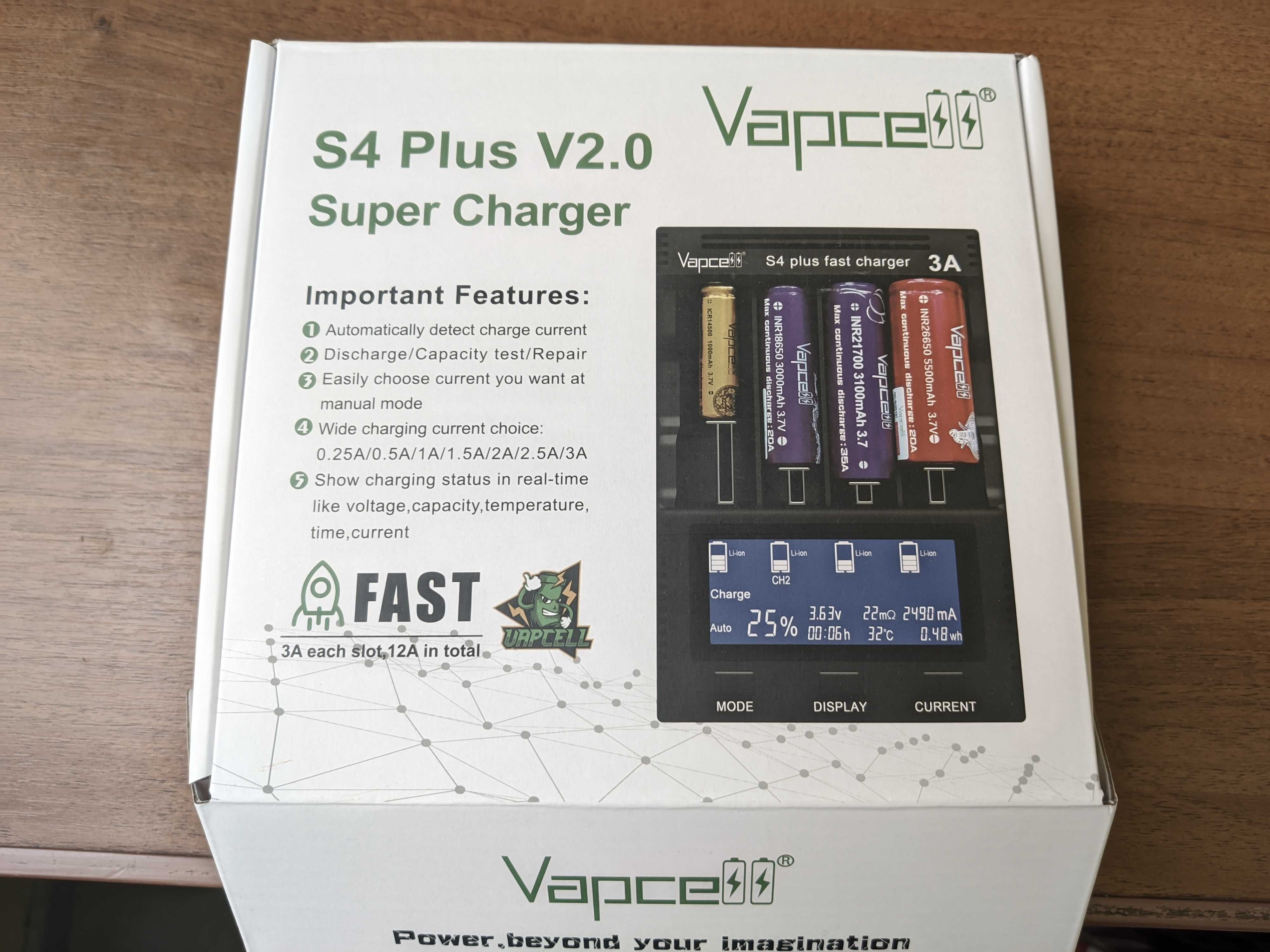 Vapcell S4 Plus v. 2.0 - универсальное БЫСТРОЕ зарядное устройство 3A