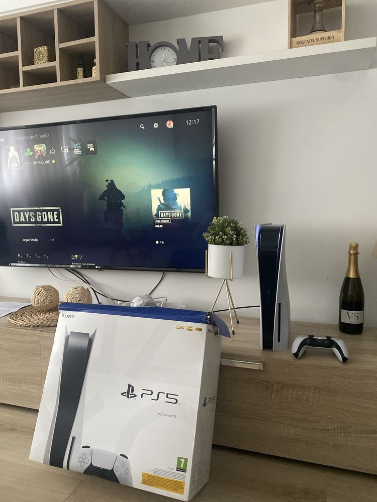 Playstation 5 825GB + Comando DualSense