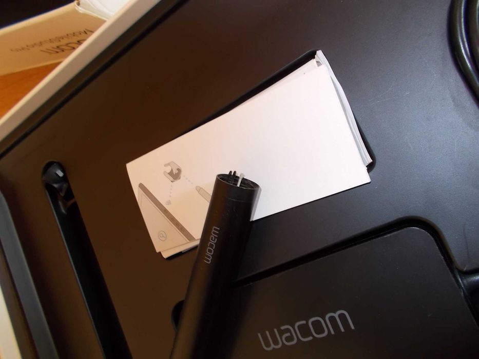 Wacom MobileStudio 16 4K ,DTH-W1620H i7-6567U 16GB 512 Dysk