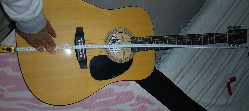 GUITARRA ACUSTICA tamanho adulto