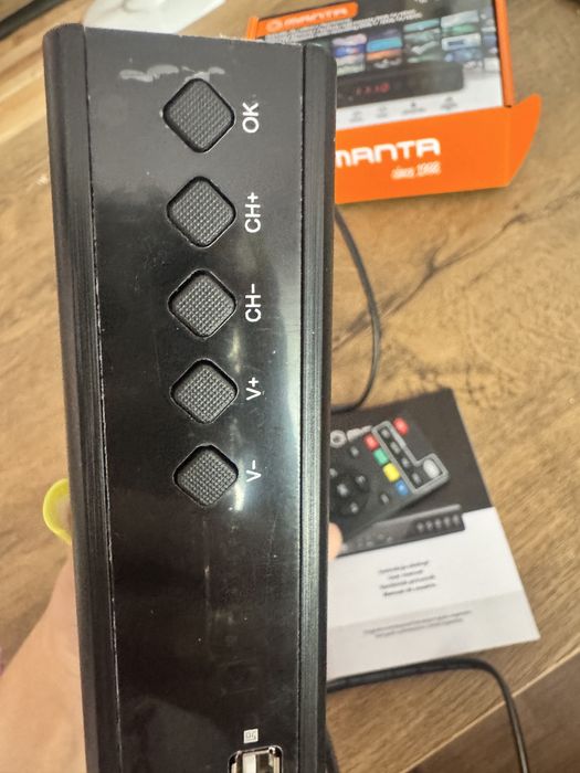 Tuner DVB-T2 Manta DVBT024PRO – Nowy, sprawdzony, 100 zł!