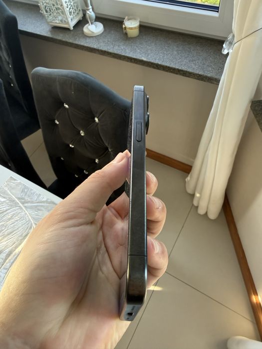 iPhone 15 Pro 128GB w idealnym stanie
