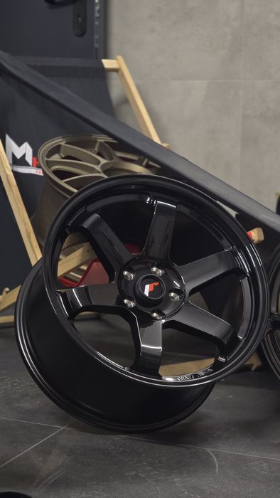 Felgi R18 JR3 Japan Racing 5x114.3 Lexus Subaru Mazda Nissan Renault