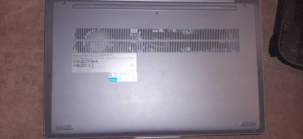 laptop lenovo IdeaPad 5 (15'', 05)