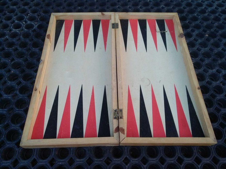 Шахматы, нарды, детский боулинг, Ambassador футбол, аэрохоккей