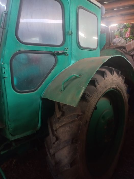 Продам т40 в гарному стані