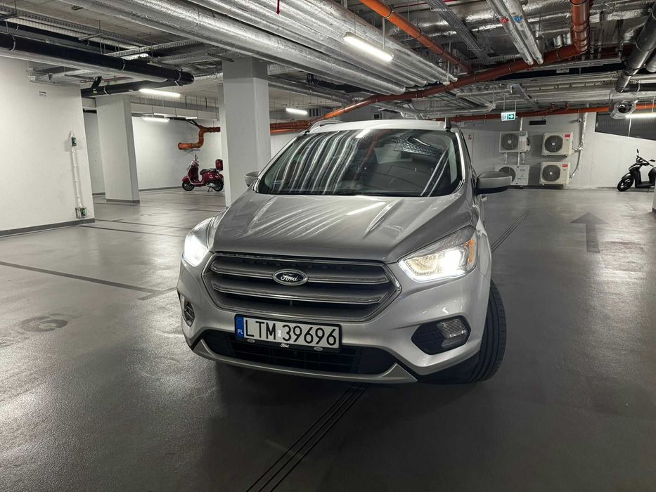 Ford KUGA/Escape • 2018 • Bogate wyposażenie • Stan bardzo dobry