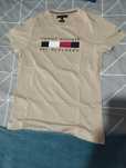 t-shirt tommy hilfiger