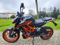 KTM Duke  125