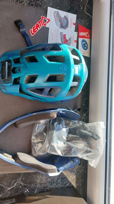 Kask rowerowy enduro Leatt DBX 3.0 V19.1 odpinana szczęka.