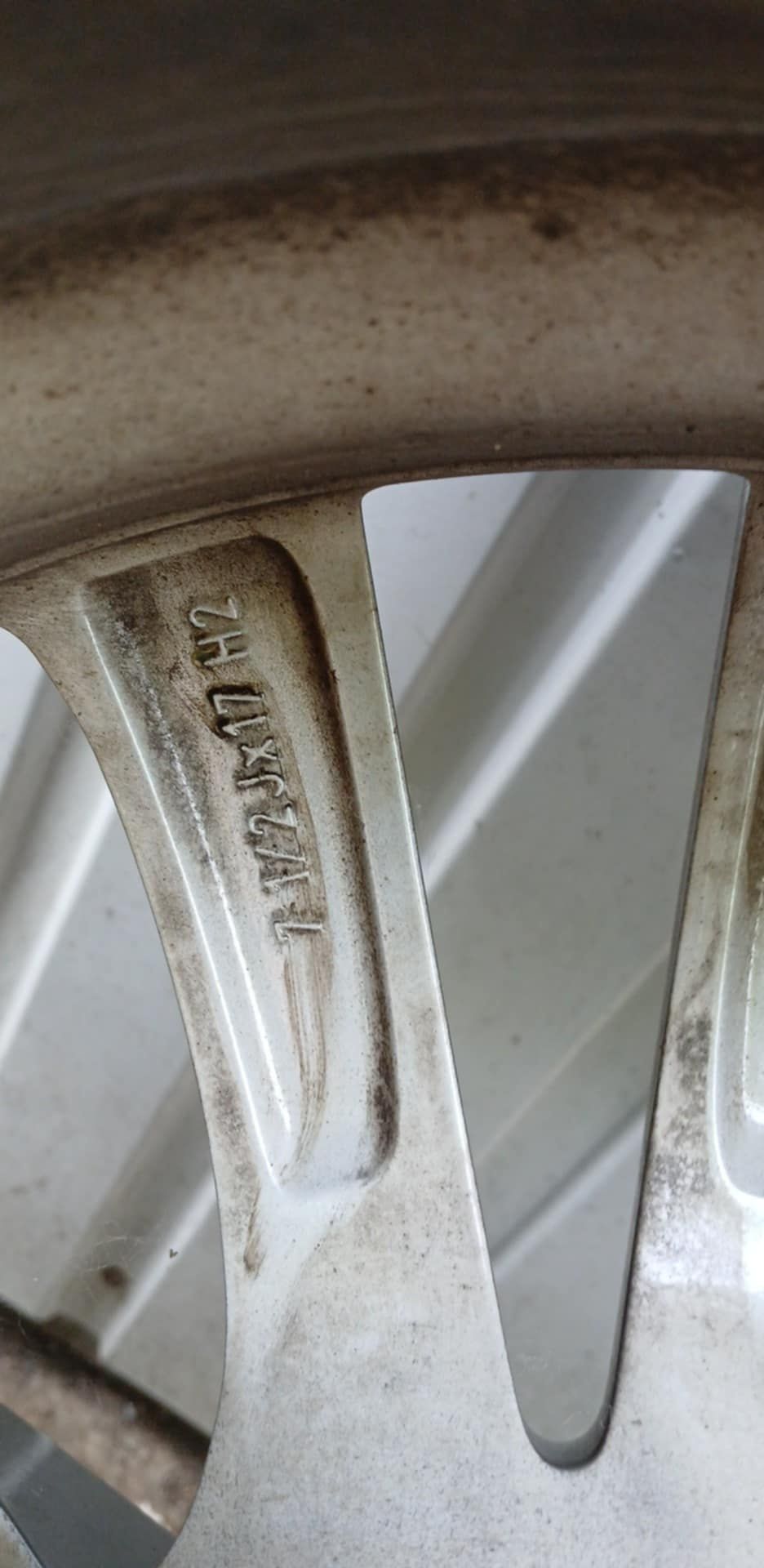 Felgi aluminiowe koła zima BMW orginał 17 cali opona 225/55