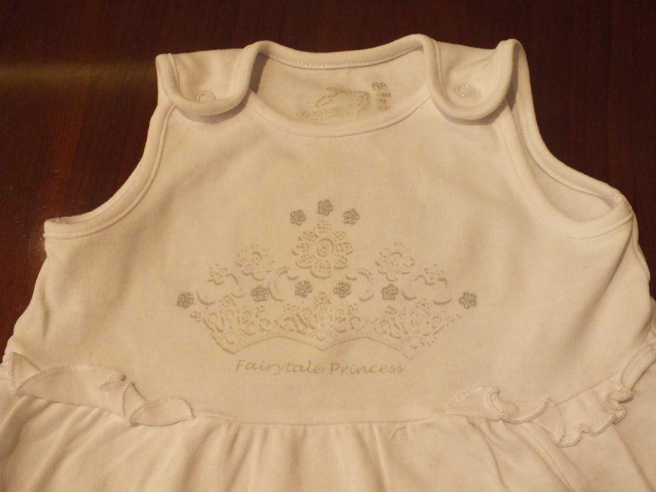 Śpioszki białe Coccodrillo roz. 68