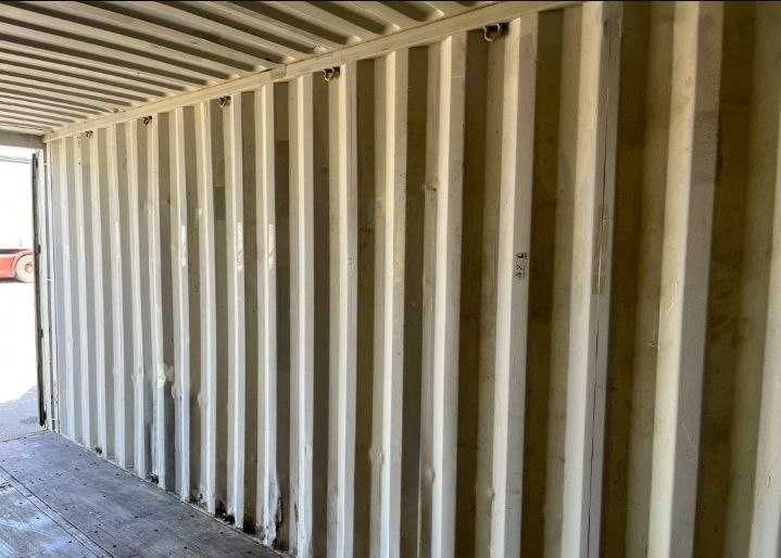 Морські контейнери