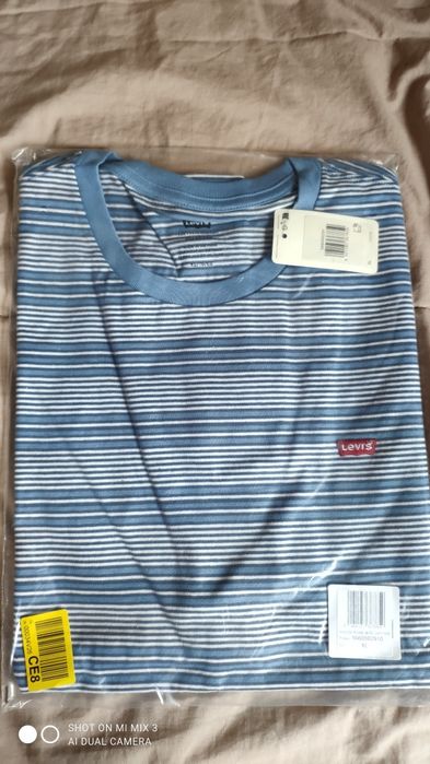 Levi's t-shirt w niebiesko-białe paski rozm XL