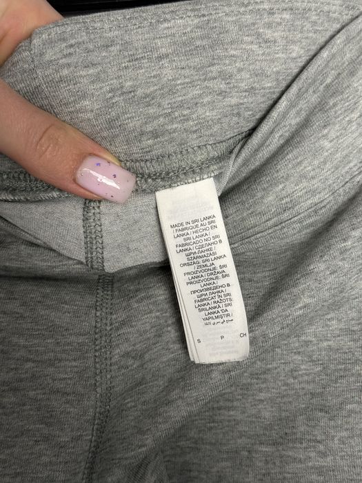 Спортивні лосіни nike swoosh найк легінси свуш сірі для бігу і залу