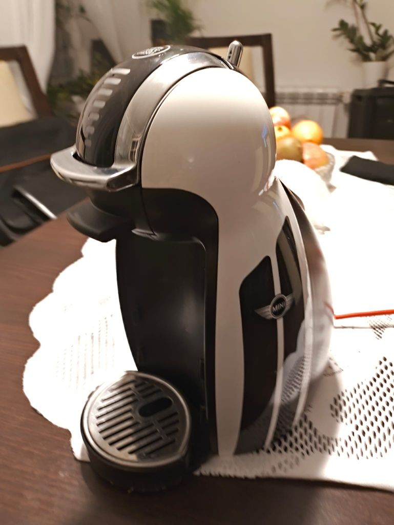 Ekspres do kawy Dolce Gusto genio 2 edycja limitowana mini
